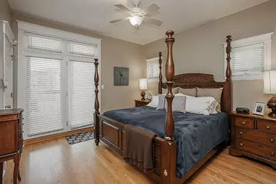 3836 N Janssen Avenue #2, Chicago, IL 60613 - Photo 8