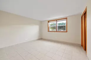 8440 W 95th St, Hickory Hills, IL 60457 - Photo 8