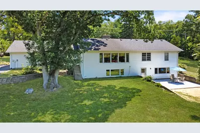 3205 N Il Route 23 Highway, Marengo, IL 60152 - Photo 6