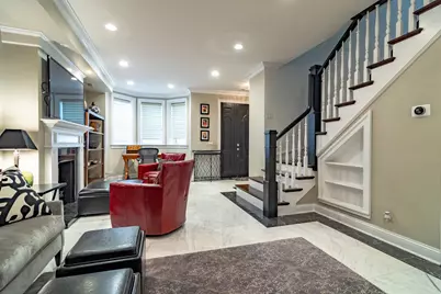 111 W Elm Street, Chicago, IL 60610 - Photo 4