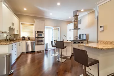 111 W Elm Street, Chicago, IL 60610 - Photo 10