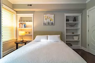 111 W Elm St, Chicago, IL 60610 - Photo 18