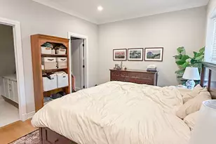 2244 N Kenmore Ave, Chicago, IL 60614 - Photo 16