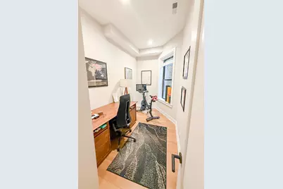 2244 N Kenmore Avenue #2S, Chicago, IL 60614 - Photo 8