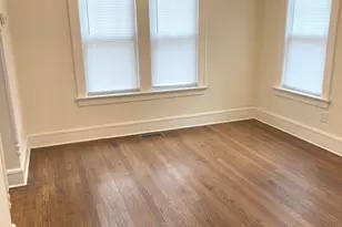 1321 N Jackson St, Waukegan, IL 60085 - Photo 6