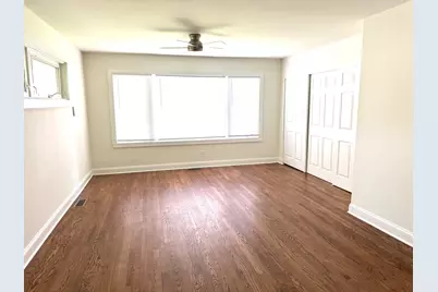 1321 N Jackson Street, Waukegan, IL 60085 - Photo 10