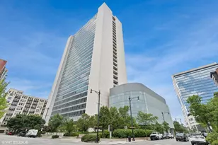 500 W Superior St, Chicago, IL 60654 - Photo 1