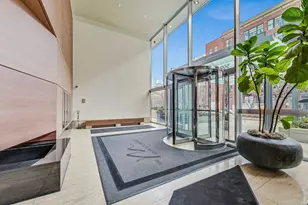 500 W Superior St, Chicago, IL 60654 - Photo 2