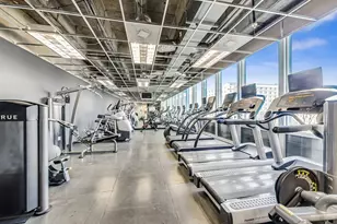 500 W Superior St, Chicago, IL 60654 - Photo 18