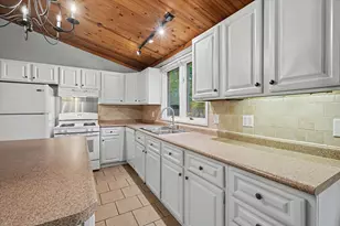 1612 Chevy Chase Dr, Champaign, IL 61821 - Photo 14