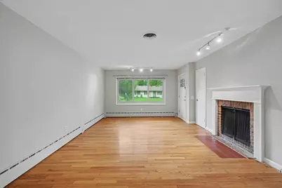 1612 Chevy Chase Drive, Champaign, IL 61821 - Photo 10