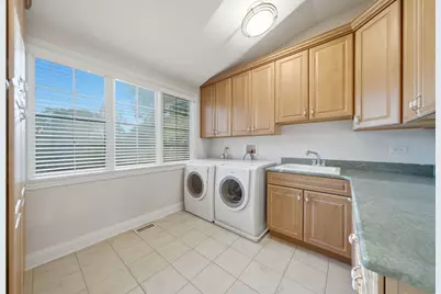 3340 Lakeside Avenue, Northbrook, IL 60062 - Photo 38