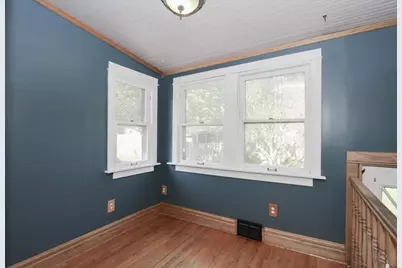 633 Lillie Street, Elgin, IL 60120 - Photo 12