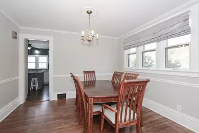 633 Lillie Street, Elgin, IL 60120 - Photo 8