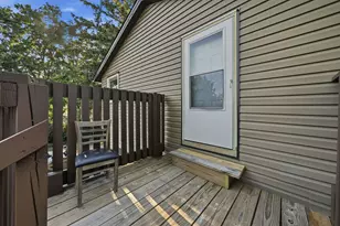 2007 34th St, Zion, IL 60099 - Photo 22