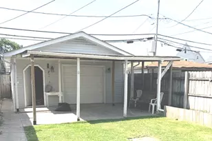 3309 W 38th Pl, Chicago, IL 60632 - Photo 2