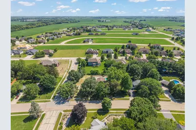 640 Fairway Lane, Sycamore, IL 60178 - Photo 30