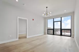 2475 W Foster Ave, Chicago, IL 60625 - Photo 18