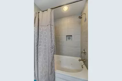 1338 W Holtz Avenue, Addison, IL 60101 - Photo 30