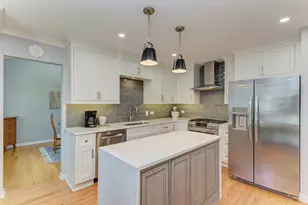 1338 W Holtz Ave, Addison, IL 60101 - Photo 14