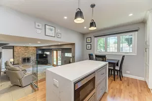 1338 W Holtz Ave, Addison, IL 60101 - Photo 16