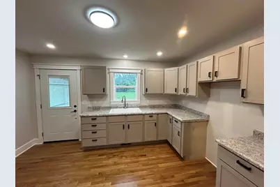 422 E 5th Avenue, Rankin, IL 60960 - Photo 12