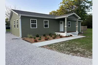 422 E 5th Avenue, Rankin, IL 60960 - Photo 4