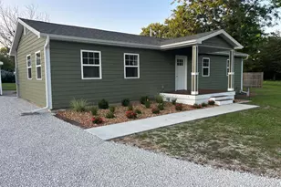422 E 5th Ave, Rankin, IL 60960 - Photo 4