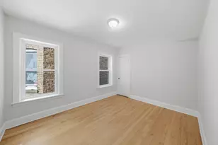 5706 N Maplewood Ave, Chicago, IL 60659 - Photo 14