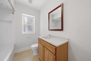 5706 N Maplewood Ave, Chicago, IL 60659 - Photo 12
