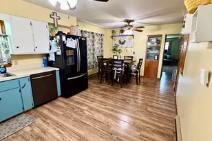 715 Hager Ave, Milledgeville, IL 61051 - Photo 2