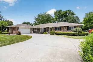 655 West End Dr, Manteno, IL 60950 - Photo 1