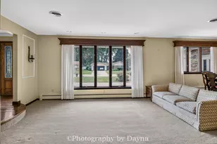655 West End Dr, Manteno, IL 60950 - Photo 2