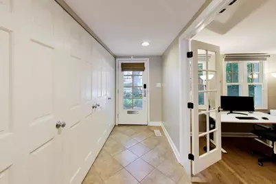 2648 N Southport Avenue, Chicago, IL 60614 - Photo 2