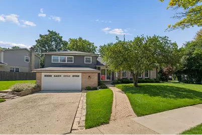 3923 Rutgers Lane, Northbrook, IL 60062 - Photo 1