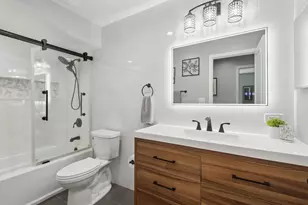 3923 Rutgers Ln, Northbrook, IL 60062 - Photo 14
