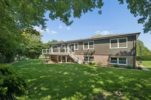3923 Rutgers Ln, Northbrook, IL 60062 - Photo 22