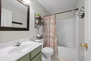 240 Mack Dr, Hinckley, IL 60520 - Photo 20