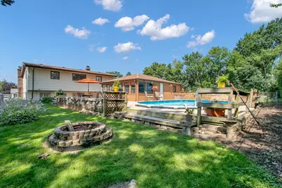 7635 Walnut Avenue, Woodridge, IL 60517 - Photo 22