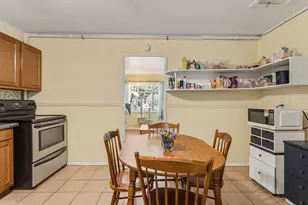 1406 Glendale Dr, Champaign, IL 61821 - Photo 16