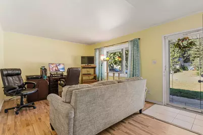 1406 Glendale Drive, Champaign, IL 61821 - Photo 10