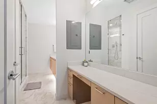 2100 N Lincoln Park West St, Chicago, IL 60614 - Photo 18