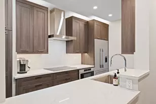 2100 N Lincoln Park West St, Chicago, IL 60614 - Photo 6