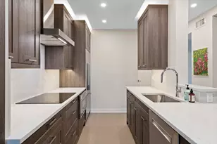 2100 N Lincoln Park West St, Chicago, IL 60614 - Photo 8