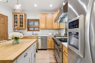 1958 N Bissell St, Chicago, IL 60614 - Photo 14