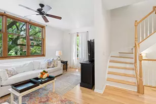 1958 N Bissell St, Chicago, IL 60614 - Photo 6
