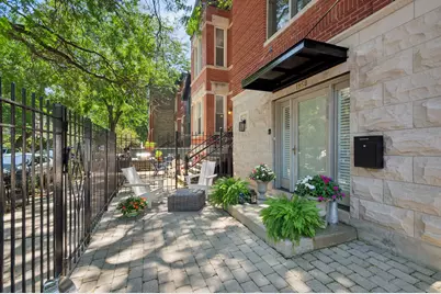 1958 N Bissell Street, Chicago, IL 60614 - Photo 2