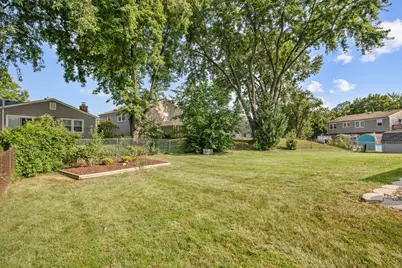 135 Cloverdale Lane, Schaumburg, IL 60194 - Photo 34