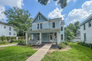 437 W Decatur St, Decatur, IL 62522 - Photo 2
