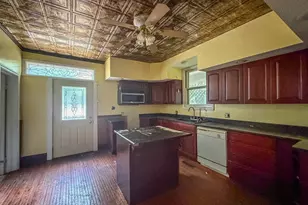 437 W Decatur St, Decatur, IL 62522 - Photo 24